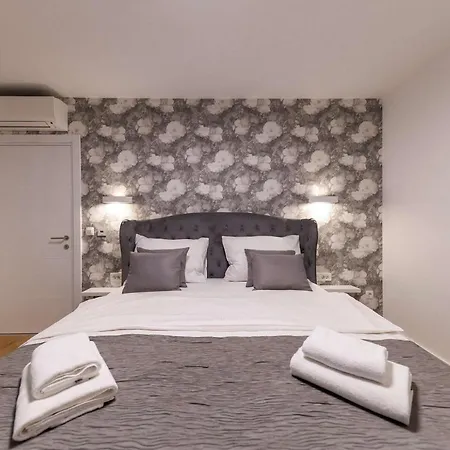 Gina Holiday home